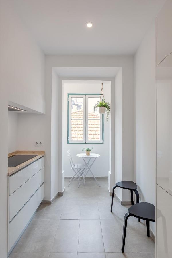 Sunny House - Bright 2 Bedroom Apartment W/ Office Lisboa Exterior foto